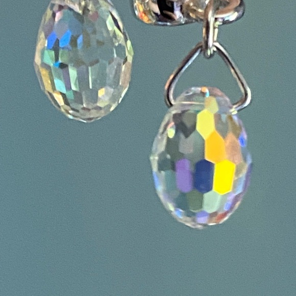Swarovski Aurora Borealis style earrings - Picture 9 of 16